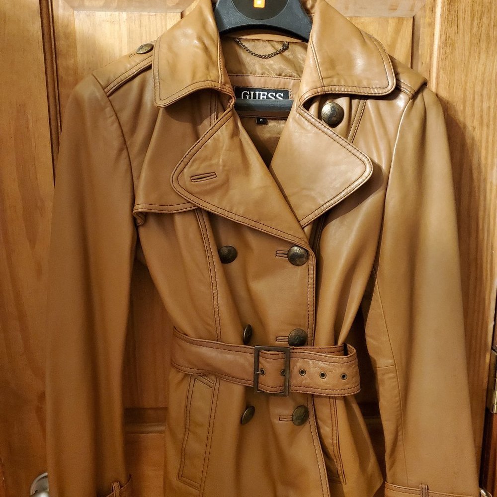 Women's Guess tan buttery leather like new jacket.